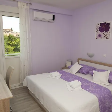 Apartment Apartments With Wifi Split - 11252